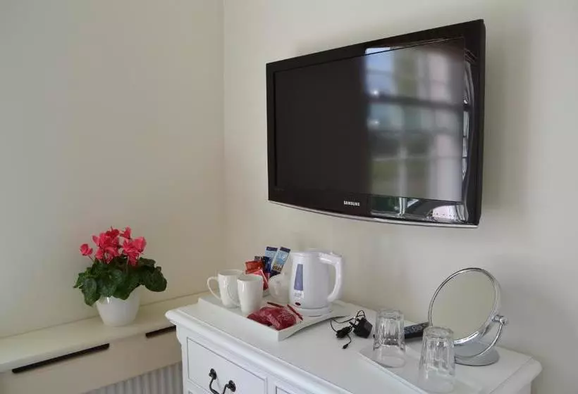 Bed and Breakfast Syon House