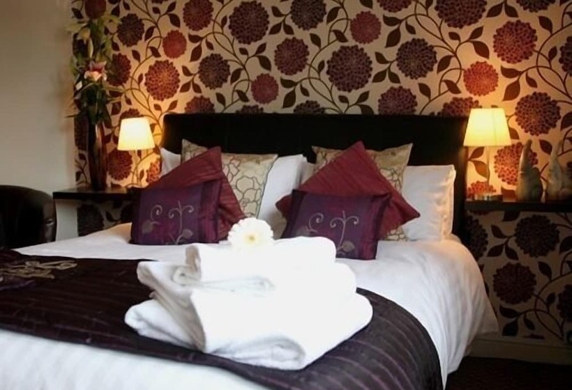 住宿加早餐  The Bell   Restaurant With Rooms