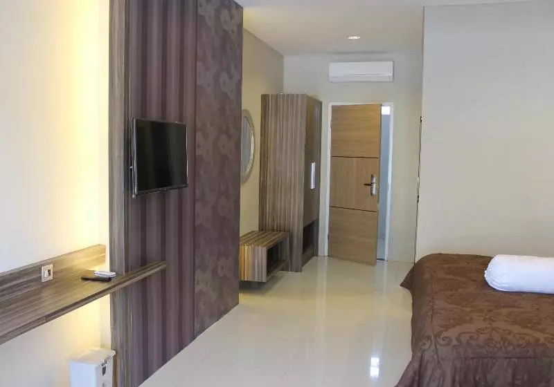 Hotel Aquarium Pangandaran