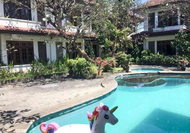 Отель Bali Sari