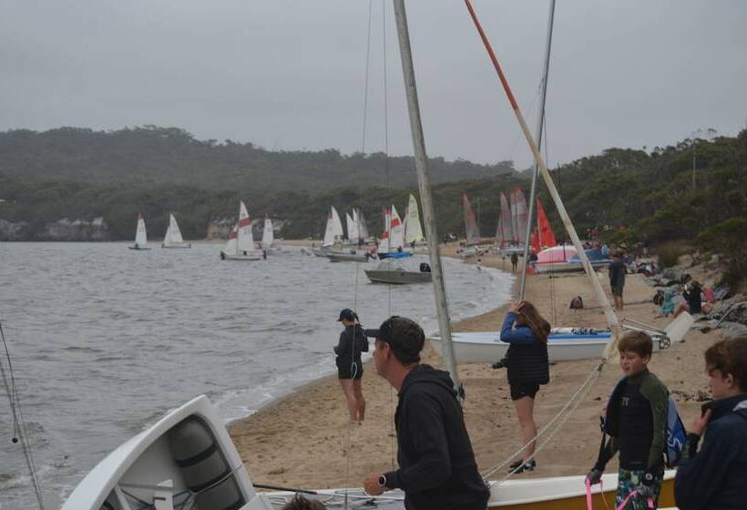 酒店 Coalmine Beach Holiday Park