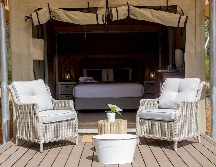 酒店 Coalmine Beach Holiday Park