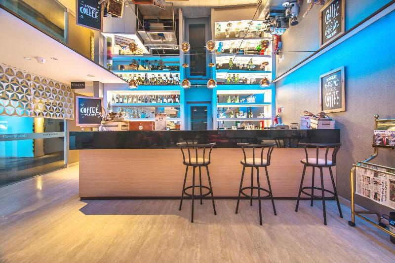 Crown Prince Hotel Surabaya Managed By Midtown Indonesia