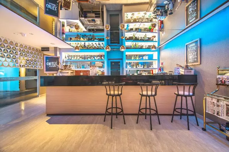 Crown Prince Hotel Surabaya Managed By Midtown Indonesia