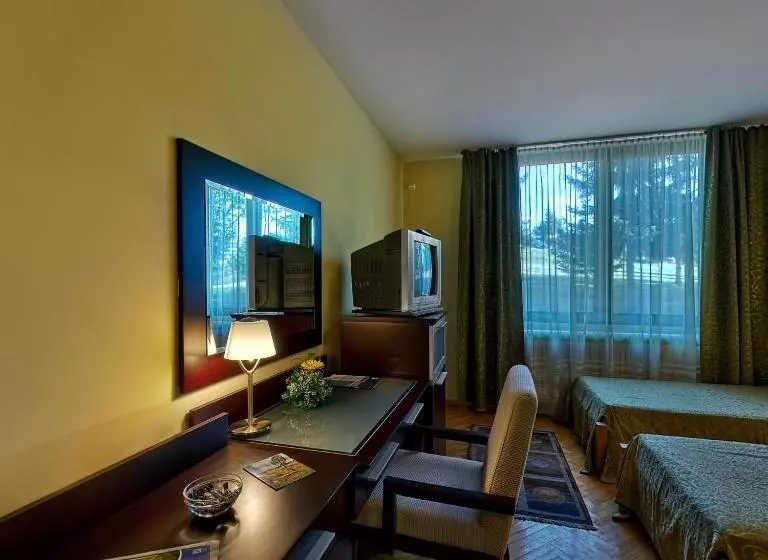 Hotel President Garni