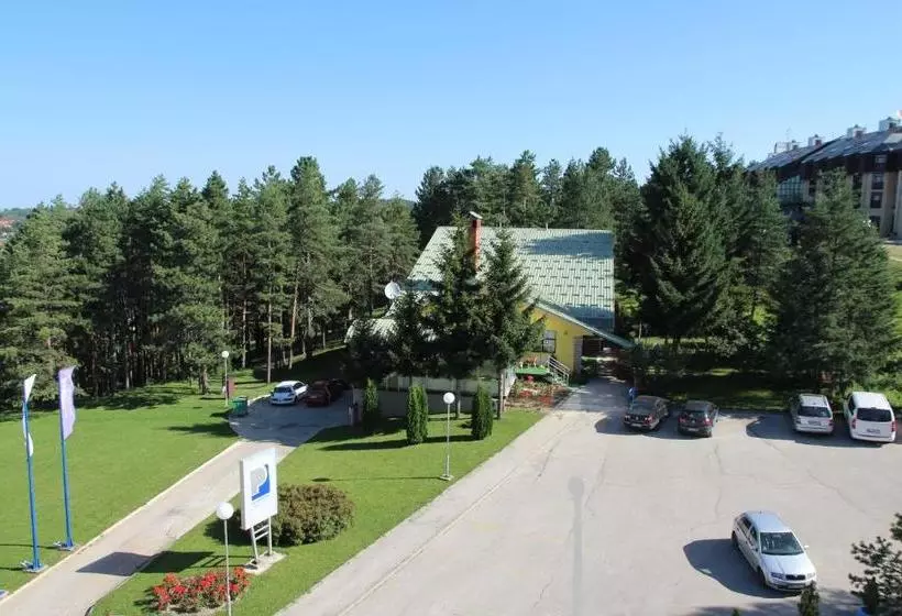 Hotel President Garni