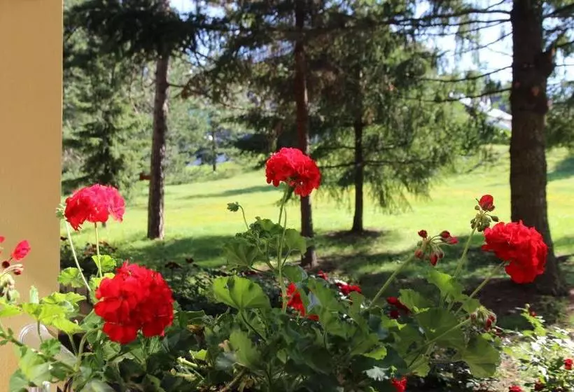 Hotel President Garni