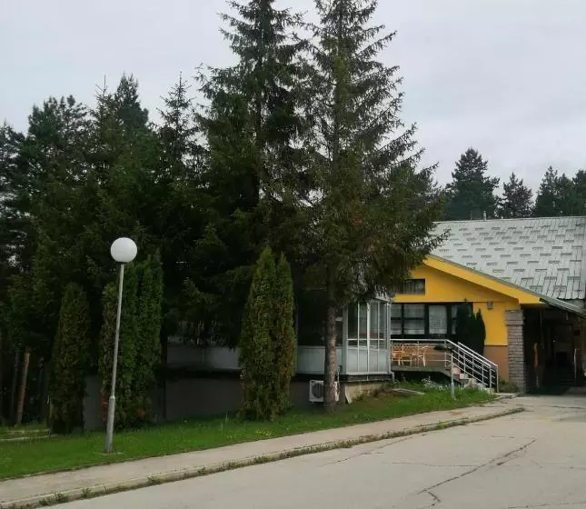 Hotel President Garni