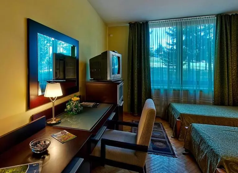 Hotel President Garni