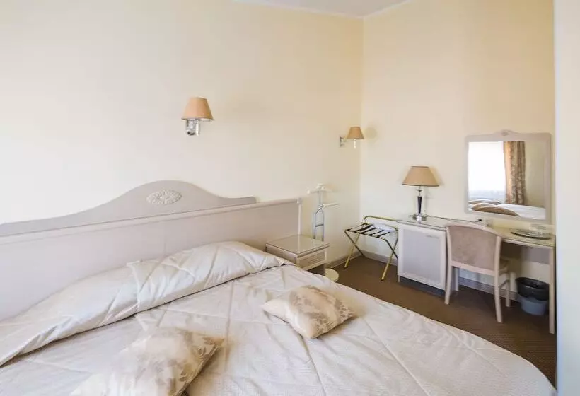 בית מלון כפרי Rus