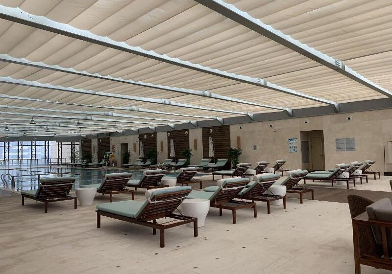 בית מלון כפרי Sheraton Shanghai Jiading