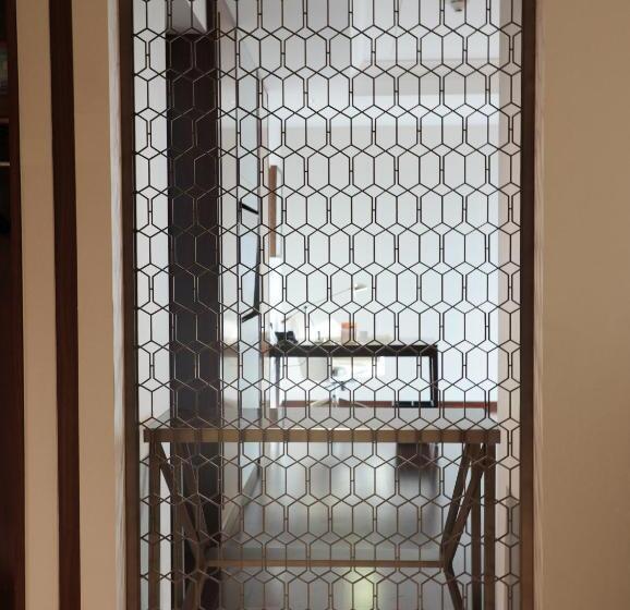 בית מלון כפרי Sheraton Shanghai Jiading