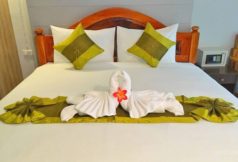 Srichada Hotel Khaolak Sha Extra Plus