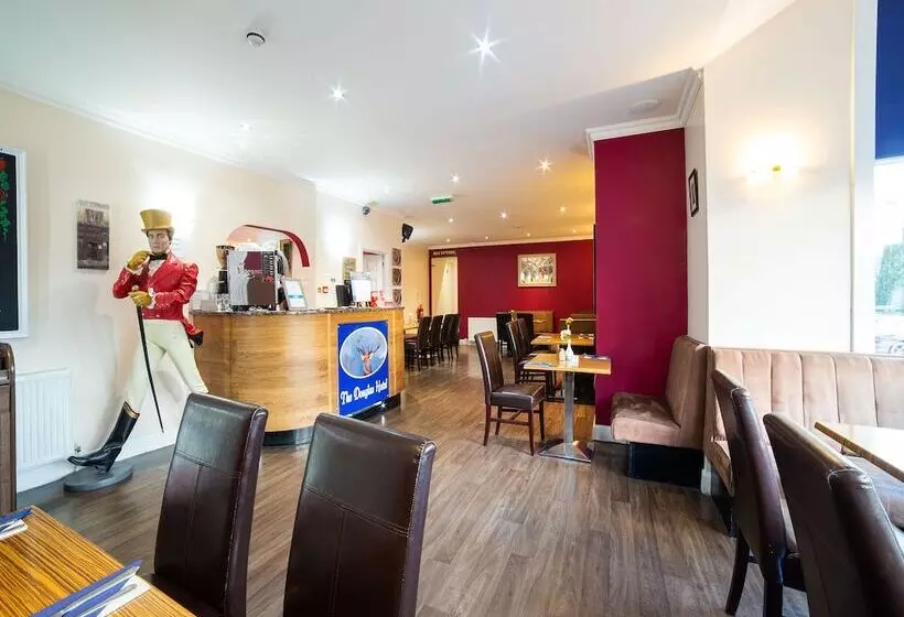 ホテル The Douglas