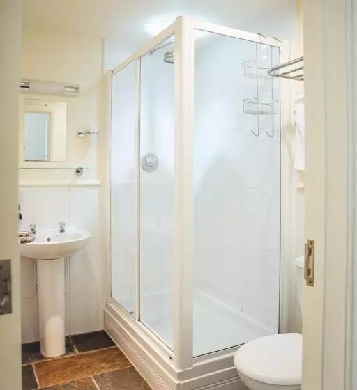 Отель The Jolly Drover