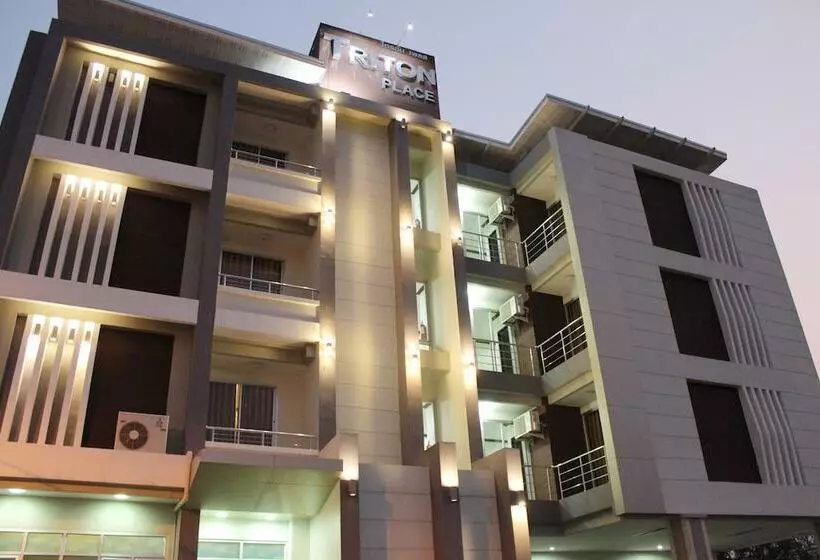 Triton Hotel Nakhonratchasima โรงแรมไททัน