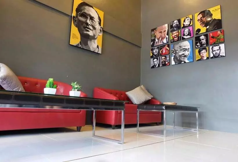 Loma Hostel At Phuket Town