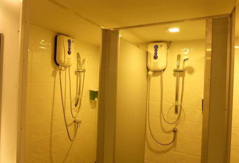 Loma Hostel At Phuket Town