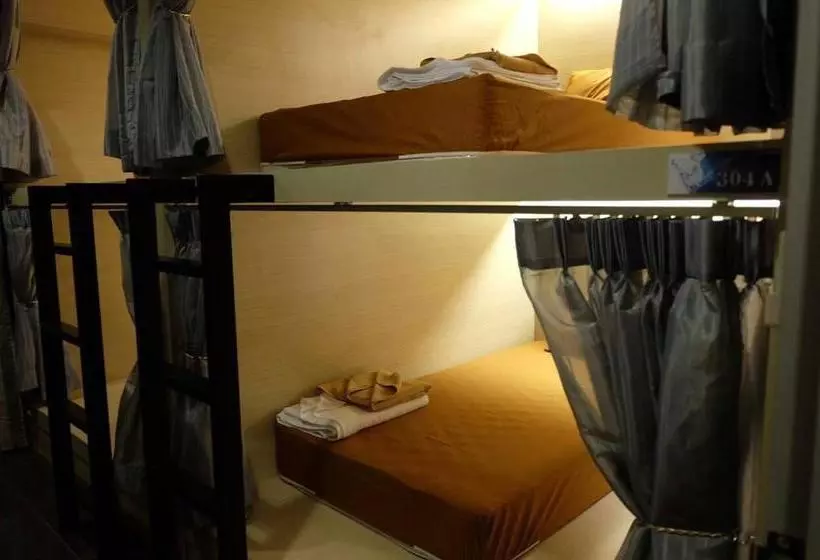 Loma Hostel At Phuket Town