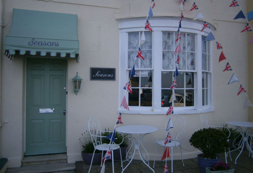 펜션 Seasons Guest House