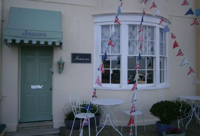 膳宿费 Seasons Guest House