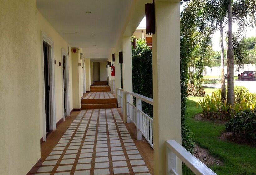 Suwan Driving Range And Resort