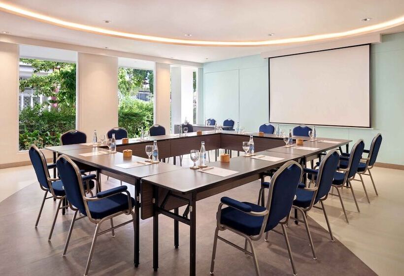 בית מלון כפרי Grand Mercure Bali Seminyak