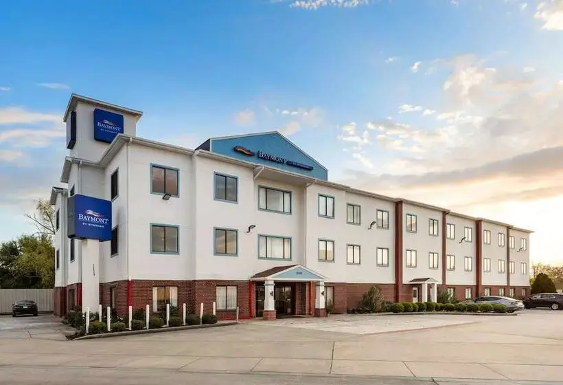 ホテル Baymont By Wyndham Houston Brookhollow