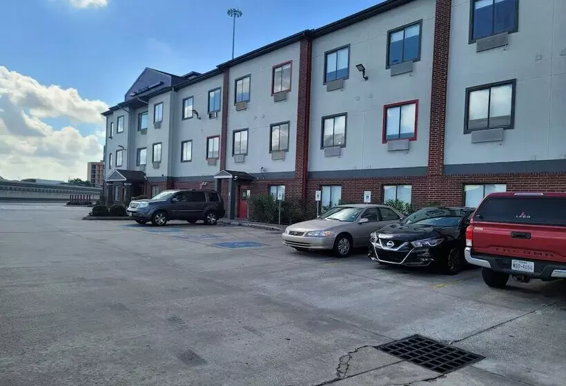 ホテル Baymont By Wyndham Houston Brookhollow