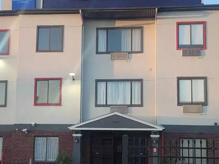 ホテル Baymont By Wyndham Houston Brookhollow