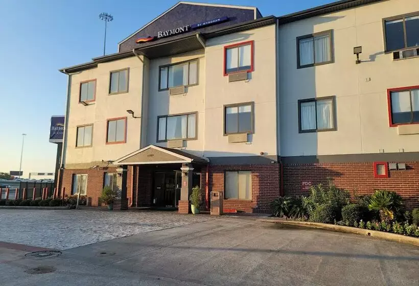 ホテル Baymont By Wyndham Houston Brookhollow