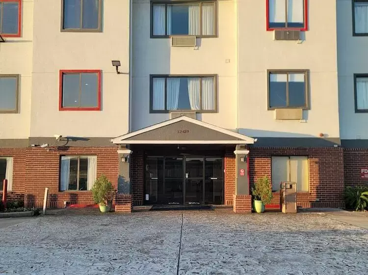 ホテル Baymont By Wyndham Houston Brookhollow