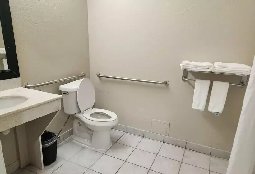 ホテル Baymont By Wyndham Houston Brookhollow