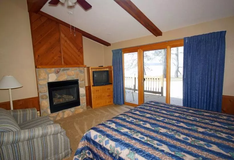 Hotelli Kavanaugh S Sylvan Lake Resort