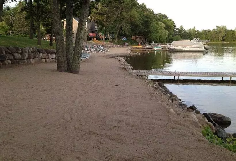 Hotelli Kavanaugh S Sylvan Lake Resort