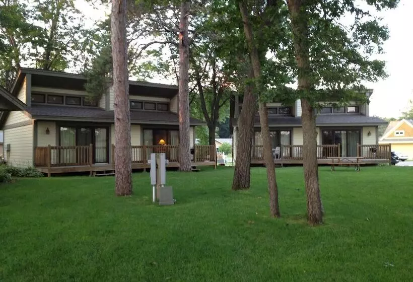 Hotelli Kavanaugh S Sylvan Lake Resort