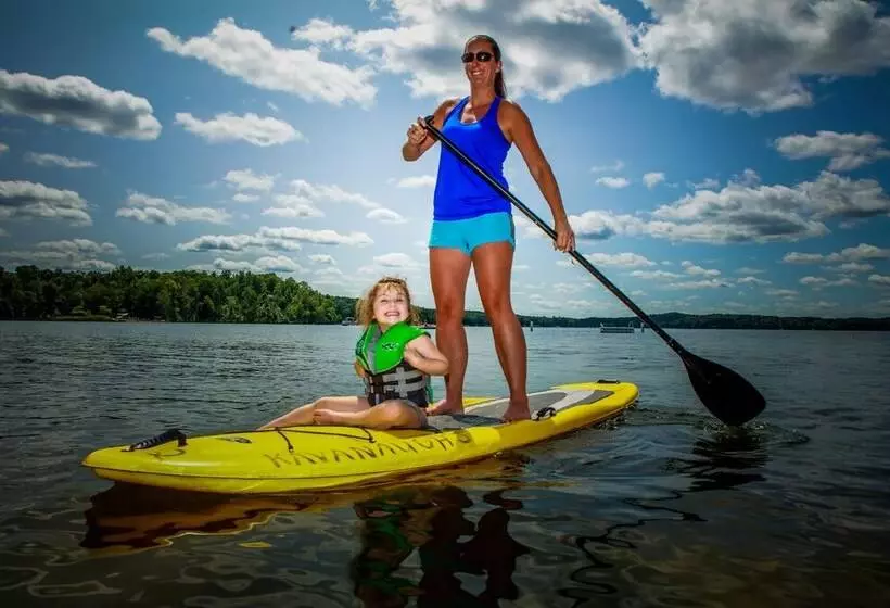 Hotelli Kavanaugh S Sylvan Lake Resort