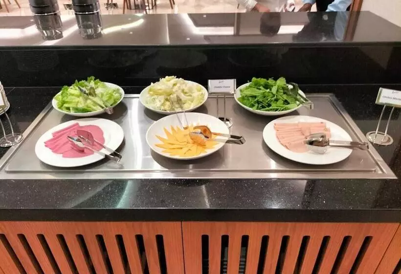 هتل Tulip Inn Majan