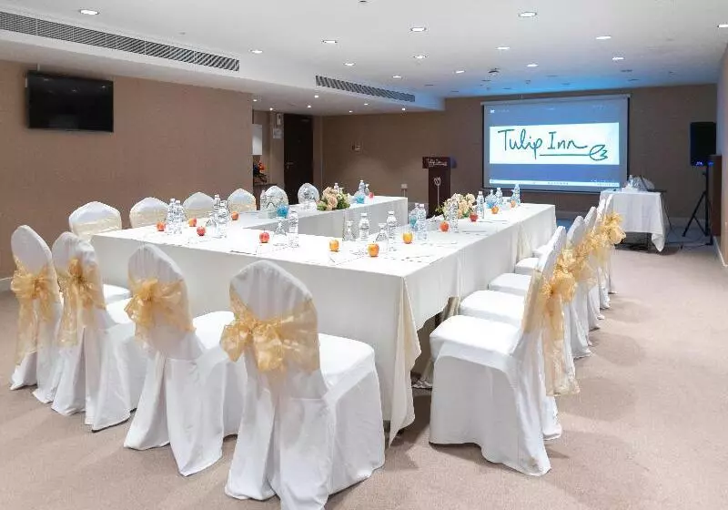 هتل Tulip Inn Majan