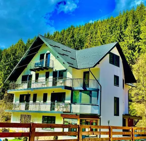 ペンション Vila Emage