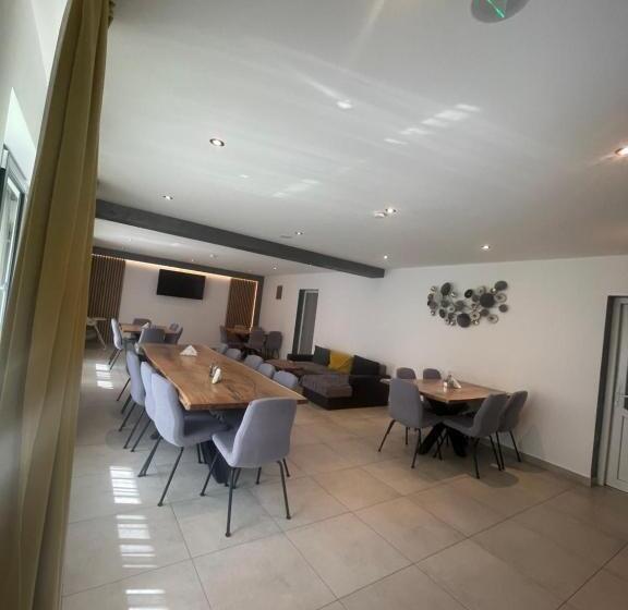 ペンション Vila Emage