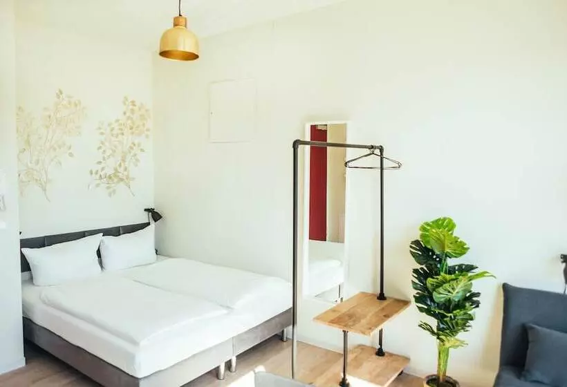 The Rix Studios & Suites