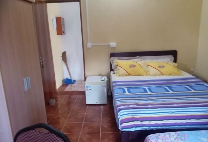 پانسیون Chez Ronald Guest House