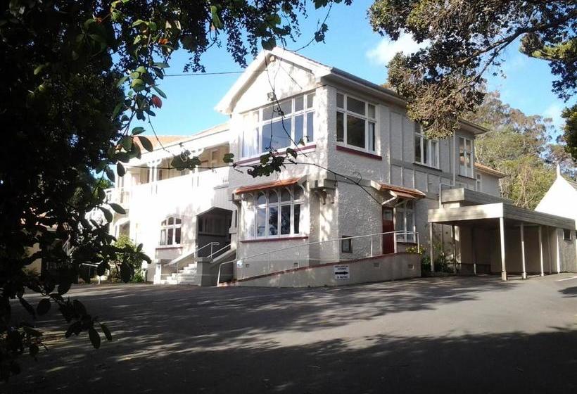 فندق صغير Hikurangi Stay Place