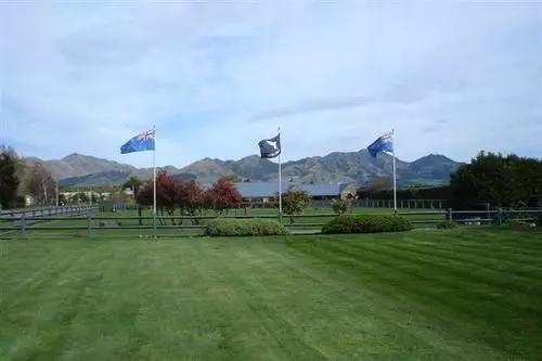 Amuri House Boutique Motel