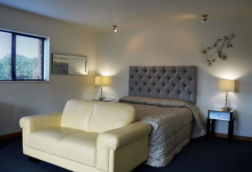 Amuri House Boutique Motel