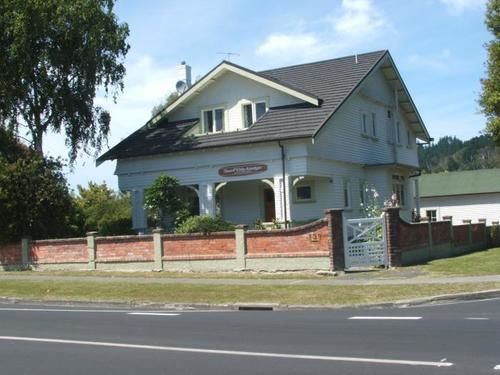 ベッドアンドブレックファースト Surf City Lodge