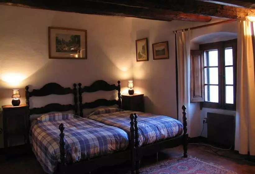 Castell De Riudabella