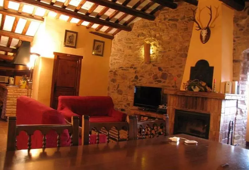 Castell De Riudabella