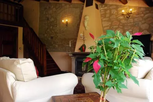 Castell De Riudabella